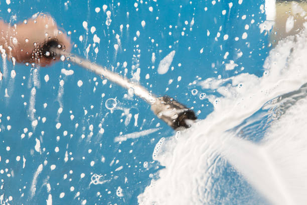 Animal Enclosure Cleaning in Old River Winfree, TX